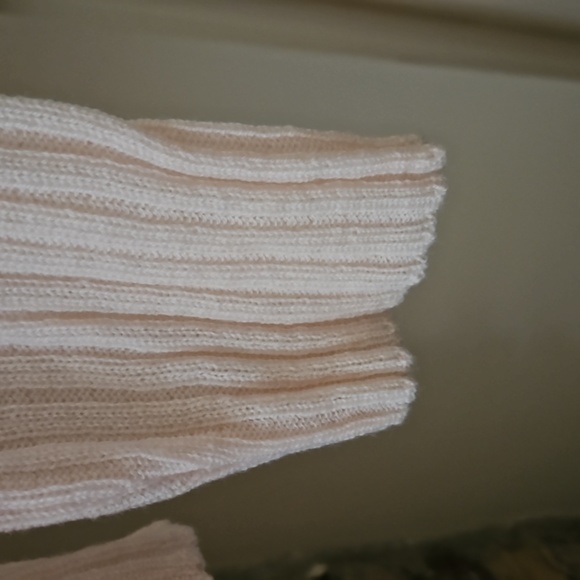 🆕Burberry London Wool Cardigan Sweater - Picture 5 of 7